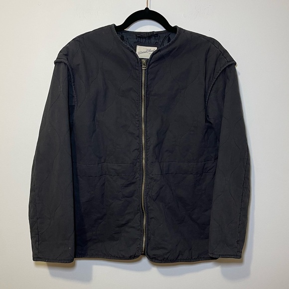 Universal Threads Women’s Cotton Twill Quilted Bomber style Jacket in size XS - Picture 4 of 12